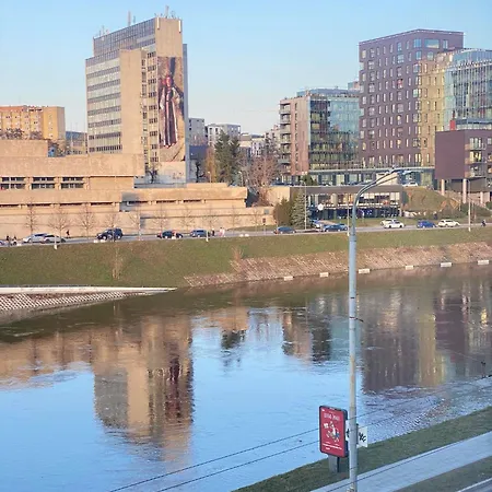 Apartment River View Cathedral *