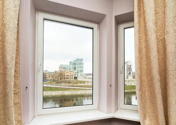 Cathedral Free Parking *